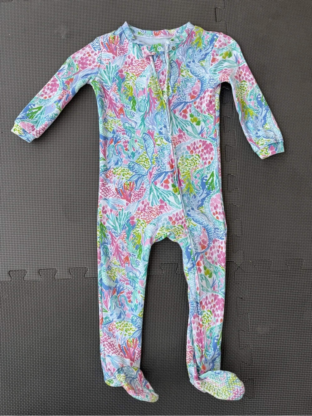 Lilly Pulitzer One-Piece in Multicolor Coral Print
